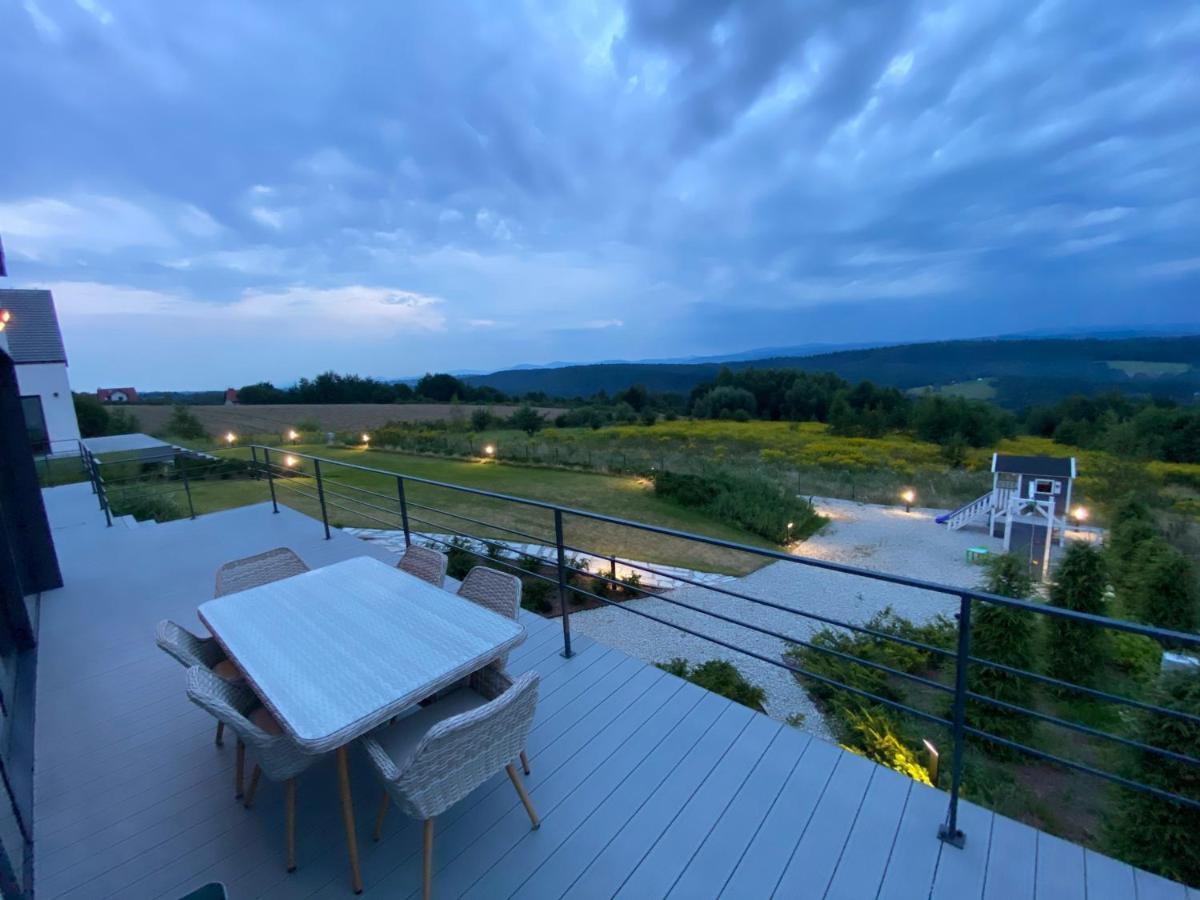 Villa Relax With Swimming Pool And Mountain View Bukow Kültér fotó
